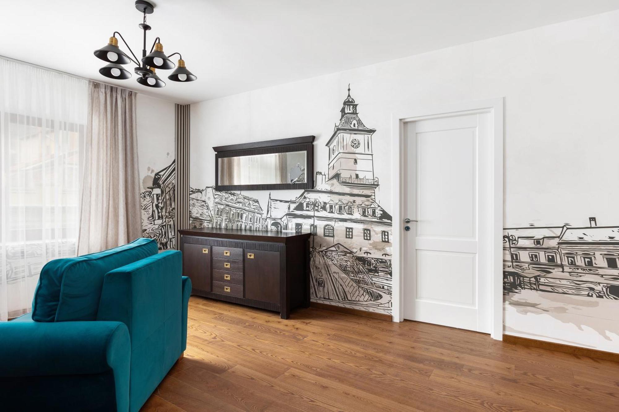 Peak Aparthotel - Old Town - By Cityhost 브라쇼브 외부 사진
